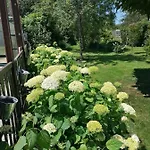 D'hotes Les Magnolias B&B 3*