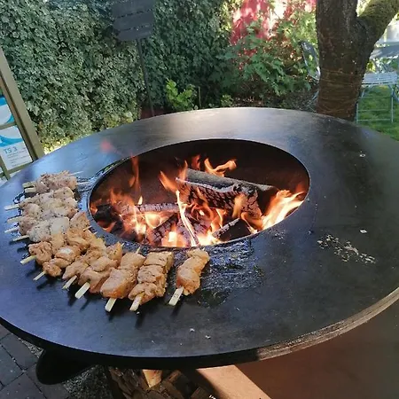 D'hotes Les Magnolias לינה וארוחת בוקר *