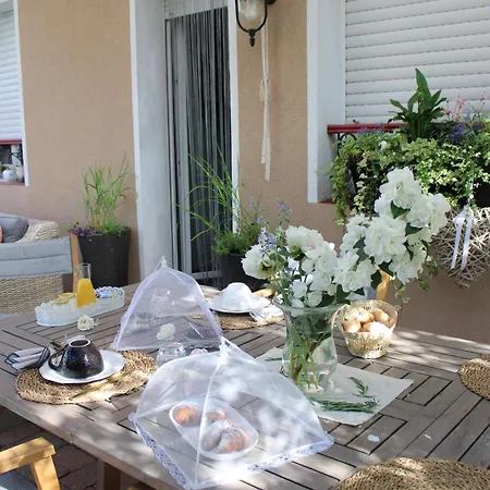 Bed & Breakfast D'hotes Les Magnolias Pontpierre