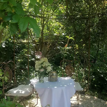 D'hotes Les Magnolias