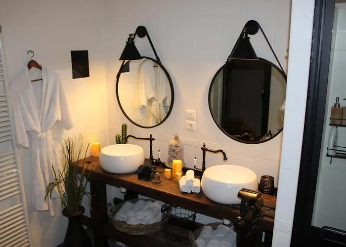 D'hotes Les Magnolias 3*