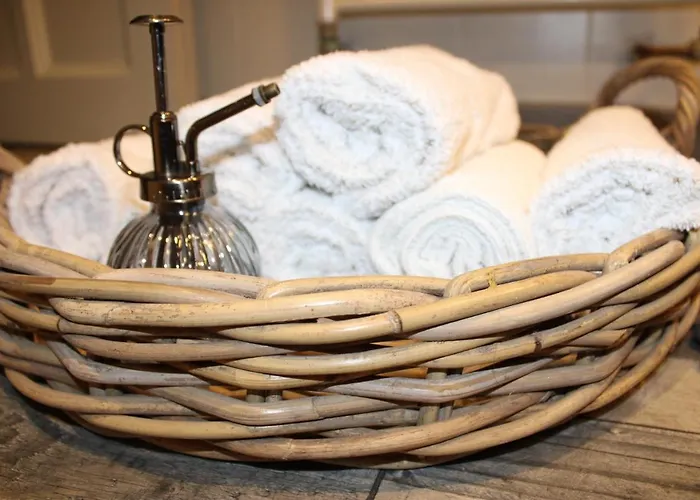 D'hotes Les Magnolias Bed & Breakfast Pontpierre