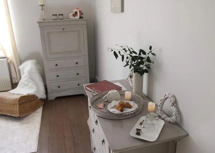 D'hotes Les Magnolias Bed & Breakfast 3*